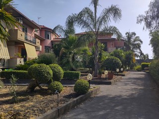 Bilocale in Vendita a Santa Venerina, zona Centro, 50'000€, 40 m²