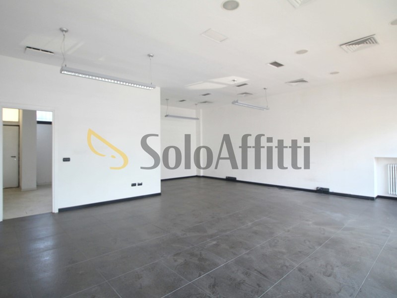 Capannone in Affitto a Lecco, zona Centro, 1'500€, 78 m²