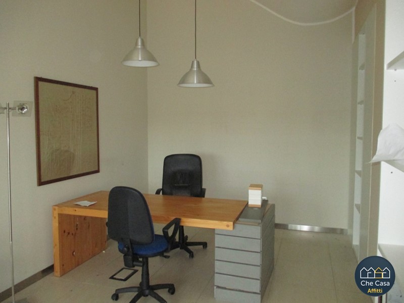 Ufficio in Affitto a Cervia, zona Centro, 700€, 63 m²