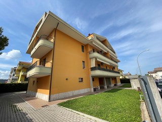 Appartamento in Vendita a Manoppello, 139'000€, 133 m²