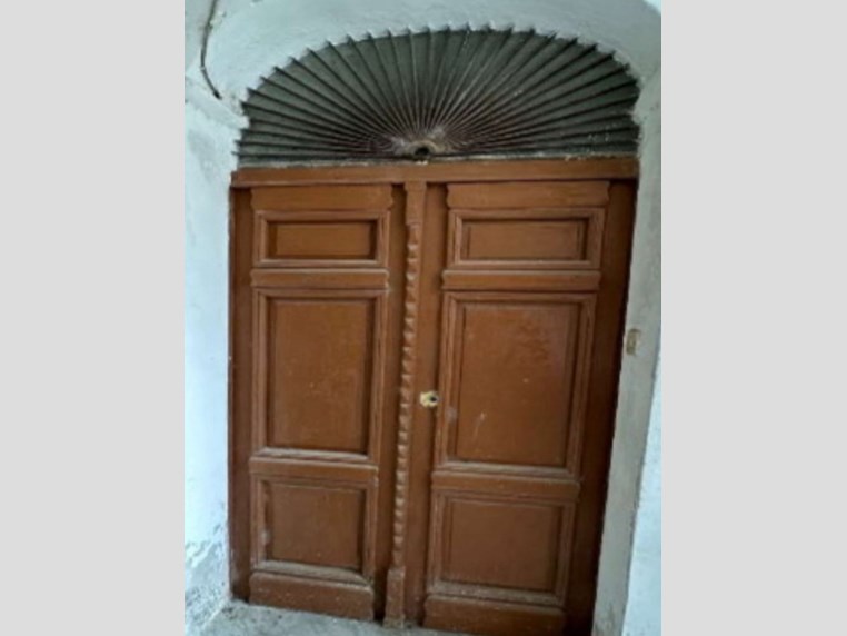 Casa Indipendente in Vendita a Buonvicino, zona centro storico, 59'000€, 300 m², arredato