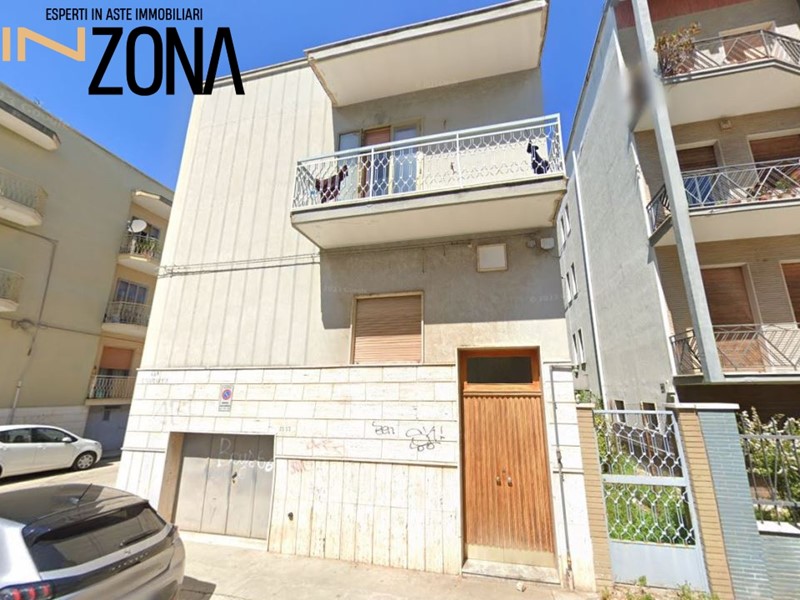 Quadrilocale in Vendita a Mola di Bari, 72'675€, 114 m²