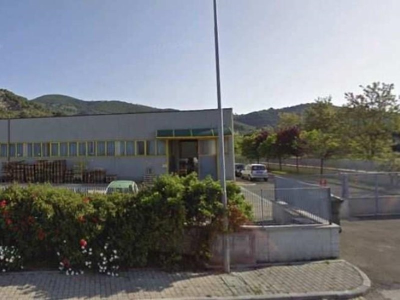 Capannone in Vendita a Vicopisano, 1'360'328€, 2821 m²
