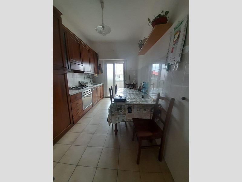 Quadrilocale in Vendita a Livorno, 144'000&euro;, 95 m²