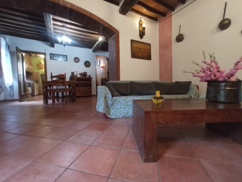 Casa Indipendente in Vendita a San Giuliano Terme, zona Orzignano, 249'000€, 140 m², arredato