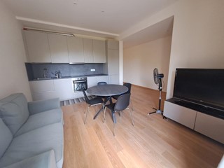 Trilocale in Affitto a Carrara, zona Marina di Carrara, 1'250€, 65 m², arredato