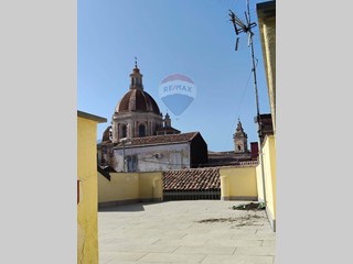 Casa Indipendente in Vendita a Aci Sant'Antonio, 220'000€, 126 m²