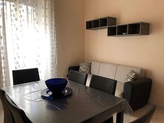 Trilocale in Affitto a Napoli, 900€, 85 m²