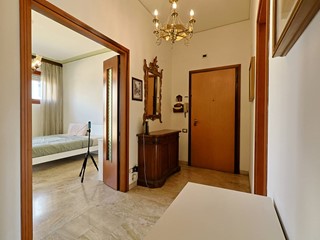 Quadrilocale in Vendita a Firenze, 295'000€, 90 m²