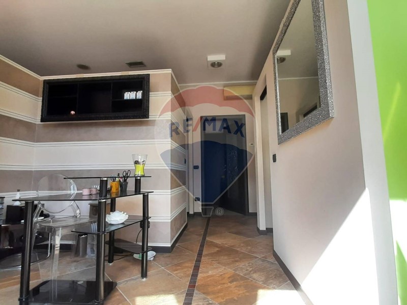 Negozio in Vendita a Capralba, 49'000€, 54 m²
