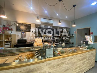 Attività commerciale in Vendita a Roma, 75'000€, 46 m²