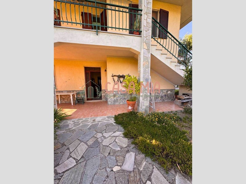 Trilocale in Vendita a Alta Val Tidone, 110'000€, 135 m²