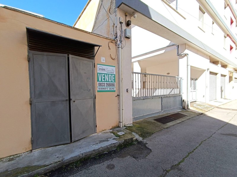 Attività commerciale in Vendita a Gallipoli, 109'000&euro;, 195 m²