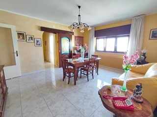Appartamento in Vendita a Gallipoli, 170'000€, 140 m²