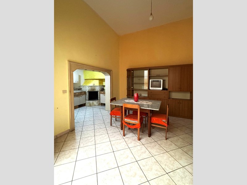 Appartamento in Vendita a Matino, 69'000€, 160 m²