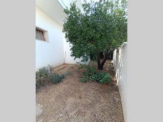 Quadrilocale in Vendita a Alezio, 140'000€, 120 m²