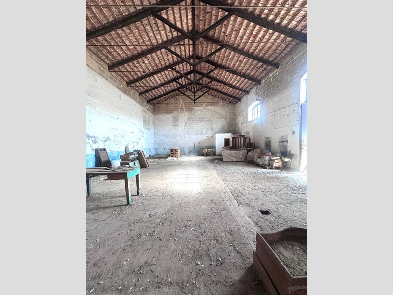 Trilocale in Vendita a Sannicola, 69'000€, 349 m²