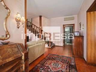 Casa Indipendente in Vendita a Maserada sul Piave, 460'000€, 286 m²