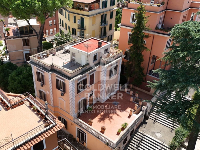 Villa in Vendita a Roma, 3'450'000&euro;, 450 m²