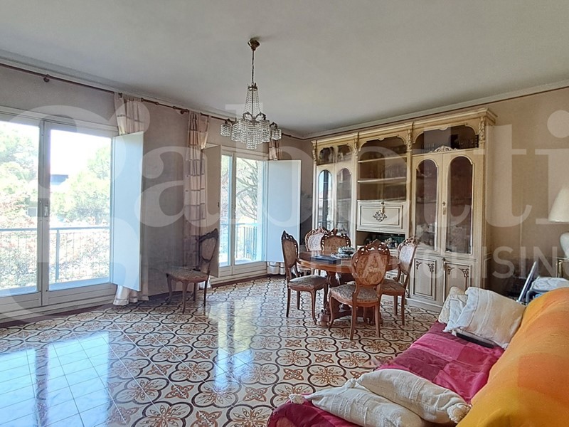Appartamento in Vendita a Sant'Agata li Battiati, 145'000€, 135 m²