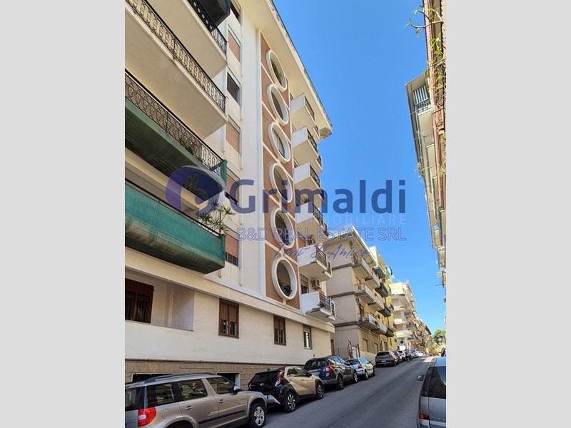 Appartamento in Vendita a Bagheria, 135'000€, 160 m²