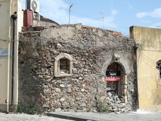 Casale in Vendita a Milazzo, 72'000€, 67 m²