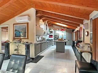 Bilocale in Vendita a Milano, 610'000€, 106 m²