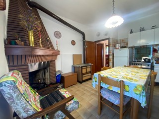 Trilocale in Vendita a Vergato, 58'000€, 85 m²