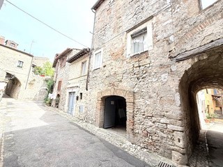 Bilocale in Vendita a Amelia, 52'000€, 75 m²