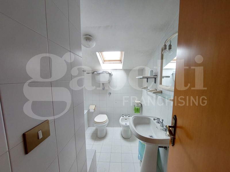 Appartamento in Vendita a Tortoreto, 160'000€, 118 m², arredato