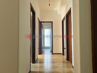 Appartamento in Affitto a Catania, 270&euro;, 160 m², arredato