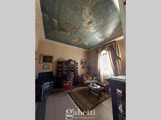 Appartamento in Vendita a Campi Bisenzio, 339'000€, 164 m²