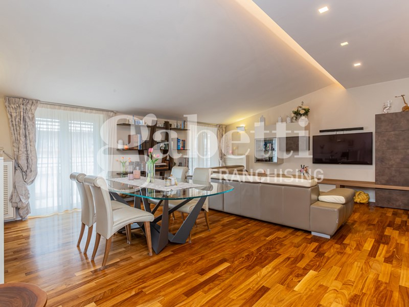 Trilocale in Vendita a Marano di Napoli, 225'000€, 100 m², arredato