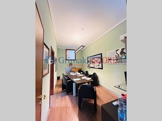 Trilocale in Vendita a Lecce, 175'000€, 111 m²