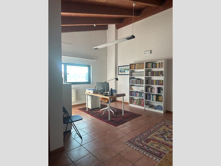 Ufficio in Affitto a San Benedetto del Tronto, 400€, 50 m²