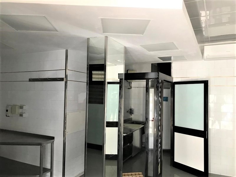 Immobile commerciale in Vendita a Guidonia Montecelio, 49'000€, 46 m²