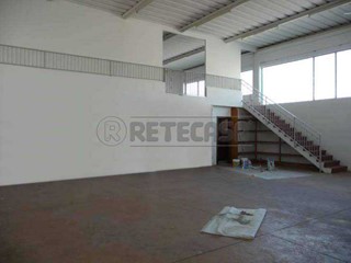 Capannone in Affitto a Romano d'Ezzelino, 1'000€, 270 m²