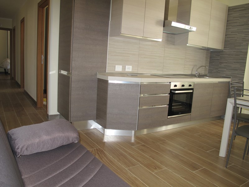 Stanza in Affitto a Latina, zona centro, 350€, 15 m², arredato