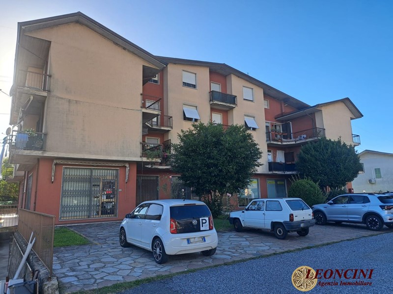 Appartamento in Vendita a Mulazzo, 60'000€, 110 m²