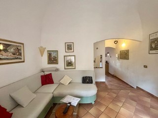 Casa Indipendente in Vendita a Volterra, 150'000€, 110 m², arredato