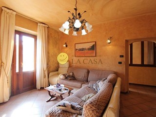 Appartamento in Vendita a Castelfranco Piandiscò, zona Faella, 125'000€, 110 m²