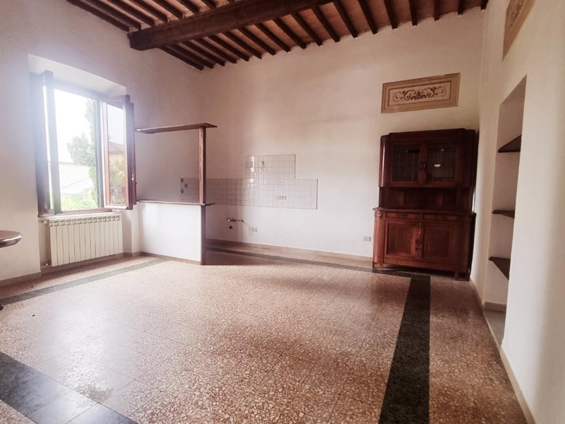 Quadrilocale in Affitto a Collesalvetti, 700€, 80 m²