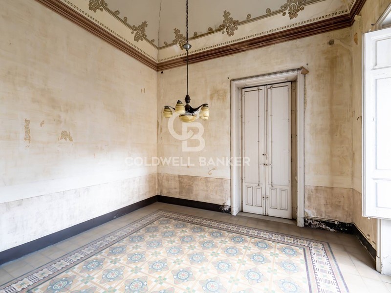 Quadrilocale in Vendita a Acireale, 59'000&euro;, 122 m²