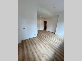 Trilocale in Vendita a Alessandria, 98'000€, 82 m²