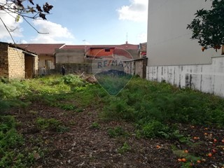 Terreno edificabile in Vendita a Belpasso, 98'000€, 768 m²