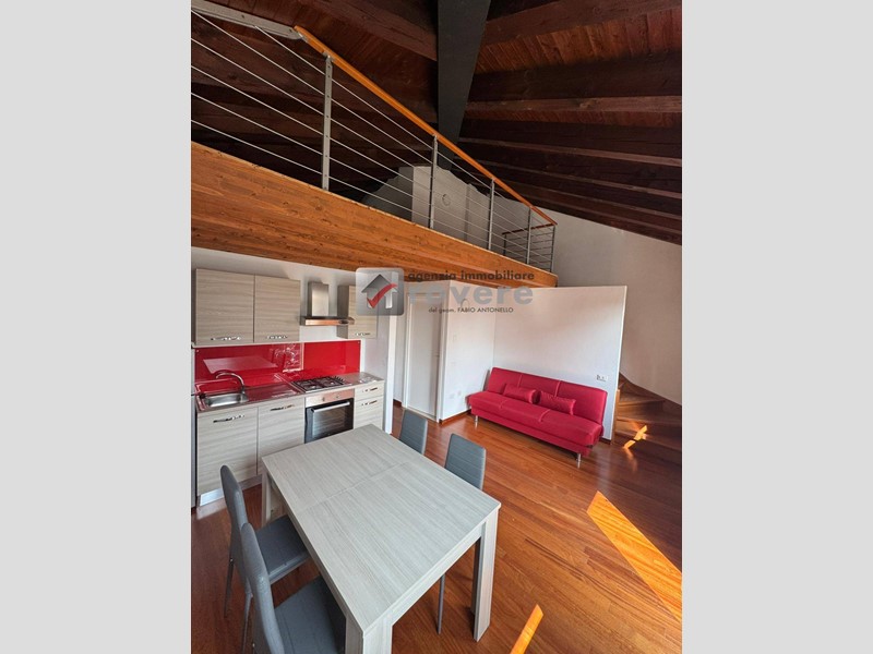 Attico in Vendita a Spresiano, 135'000€, 67 m²