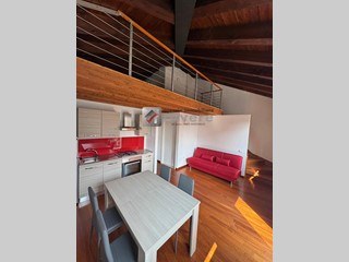 Attico in Vendita a Spresiano, 135'000€, 67 m²