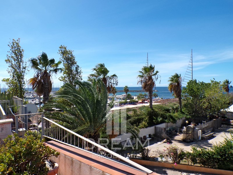 Trilocale in Vendita a Quartu Sant'Elena, 230'000&euro;, 89 m²