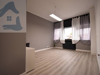 Trilocale in Vendita a Collegno, 105'000€, 65 m²