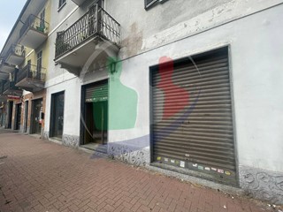 Negozio in Vendita a Moncalieri, 129'000€, 100 m²